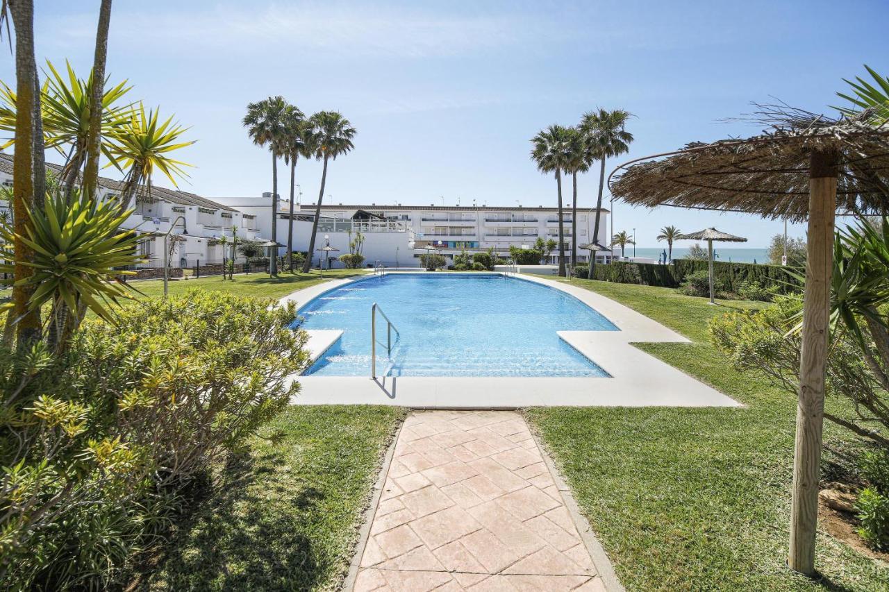 Apartamento Magnífico apartamento en la Barrosa frente al mar Chiclana de la Frontera Exterior foto